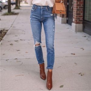 Abercrombie & Fitch The Skinny High-Rise Ripped Jeans